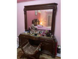 غرفة نوم للبيع