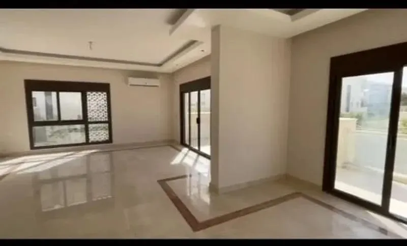 فيلا فاخرة للبيع في كمبوند ذا أدريس إيست - القاهرة الجديدة