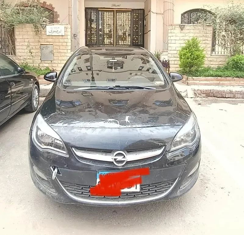 للبيع اوبل استرا ٢٠٢٠ المالك من الزيرو